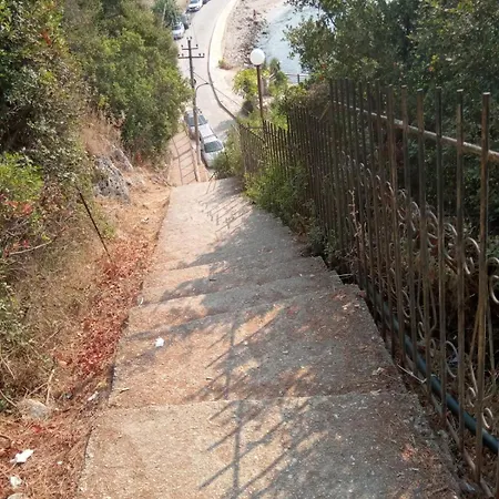 Appartement Vasil Mertiri