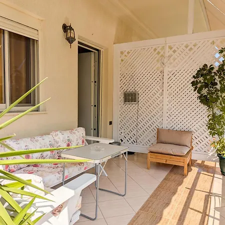 Apartament Vasil Mertiri Himara