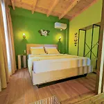 Apartamento Vasil Mertiri