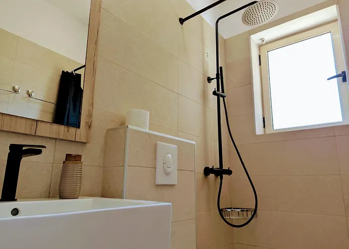 Vasil Mertiri Daire *